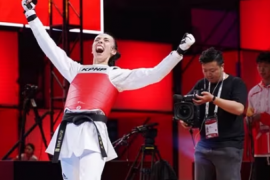 斯凯拉帕克在太原世界大奖赛上为加拿大队夺得女子跆拳道金牌