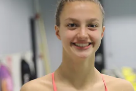 莉莉弗罗已经是盖尔斯堡游泳史上最伟大的选手之一她的目标更远大