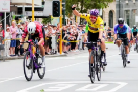 亚伦盖茨第二次夺得新西兰自行车经典赛冠军